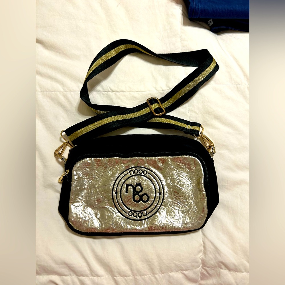 Nobo (European brand) bag. Used in great pre-owned condition